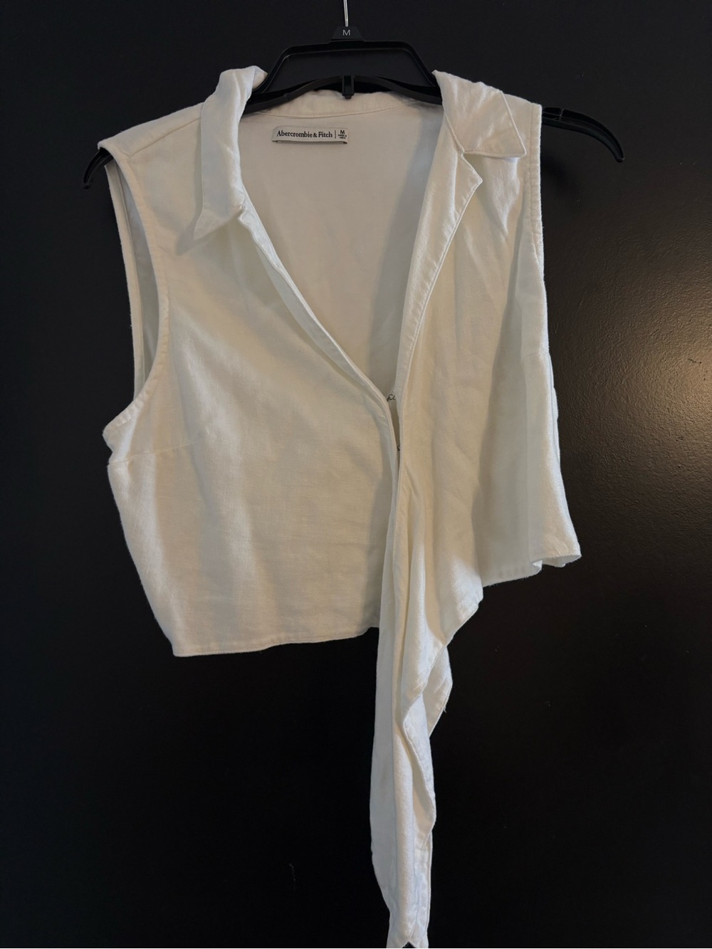 Abercrombie & Fitch White Draped Collar Crop Top